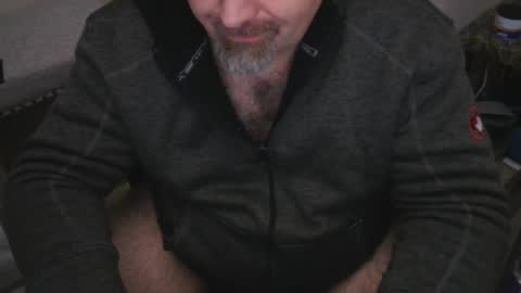 The Bear King online show from December 3, 7:10 am