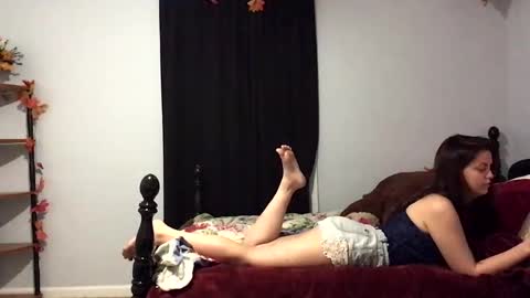 thebellablaze online show from October 7, 4:42 am