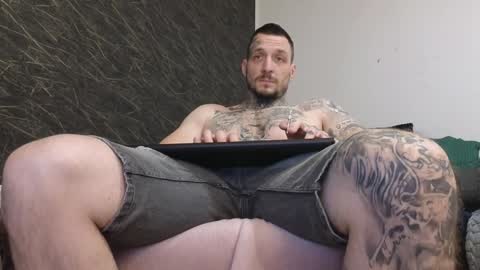 John online show from January 4, 4:32 pm