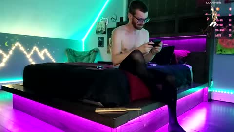 Thatcarrguyy online show from March 1, 6:15 am