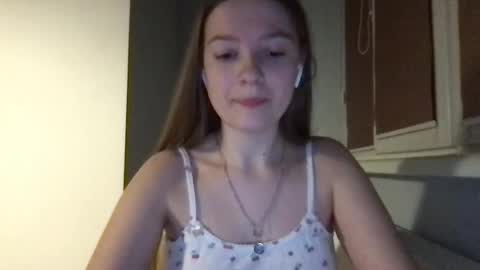 Snapshot of thecrystal chatting on February 6, 4:36 pm Crystal online show from February 6, 4:36 pm