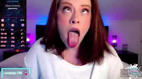 thecrystalcream online show from March 24, 7:08 pm