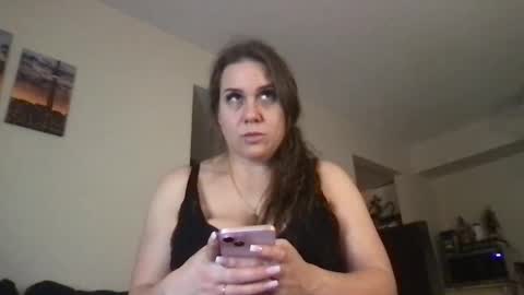 Snapshot of thedevinemilf chatting on October 9, 1:25 am Masked Milf Christina online show from October 9, 1:25 am