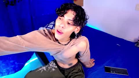 ethan online show from January 15, 10:57 pm