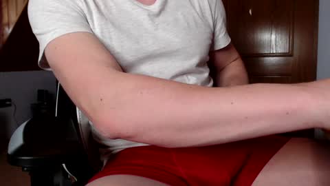 Snapshot of thedome372 chatting on February 2, 2:24 pm thedome372 online show from February 2, 2:24 pm