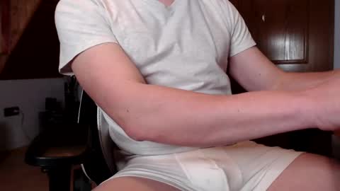 Snapshot of thedome372 chatting on February 27, 9:47 pm thedome372 online show from February 27, 9:47 pm