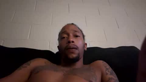 Snapshot of thee304slayer chatting on October 29, 8:16 am thee304slayer online show from October 29, 8:16 am