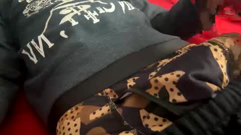 Snapshot of thee304slayer chatting on October 31, 10:00 pm thee304slayer online show from October 31, 10:00 pm