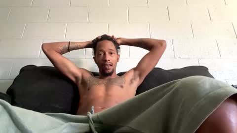 Snapshot of thee304slayer chatting on November 3, 7:37 pm thee304slayer online show from November 3, 7:37 pm