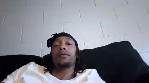 Snapshot of thee304slayer chatting on November 7, 2:33 am thee304slayer online show from November 7, 2:33 am