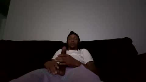 Snapshot of thee304slayer chatting on November 9, 12:20 am thee304slayer online show from November 9, 12:20 am