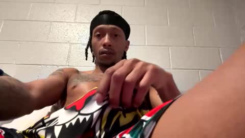 Snapshot of thee304slayer chatting on November 26, 4:02 am thee304slayer online show from November 26, 4:02 am