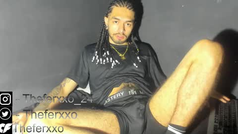 independent Model online show from March 31, 8:53 pm