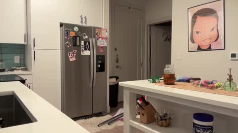 Snapshot of thegabzilla chatting on November 17, 11:10 pm thegabzilla online show from November 17, 11:10 pm