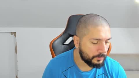 Snapshot of theguardian7 chatting on November 19, 7:08 am theguardian7 online show from November 19, 7:08 am