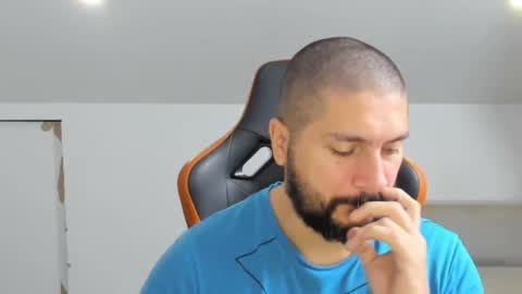 Snapshot of theguardian7 chatting on November 21, 2:49 pm theguardian7 online show from November 21, 2:49 pm