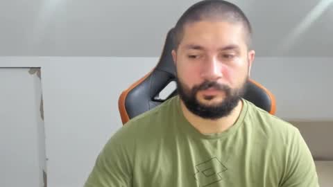 Snapshot of theguardian7 chatting on November 27, 9:17 pm theguardian7 online show from November 27, 9:17 pm