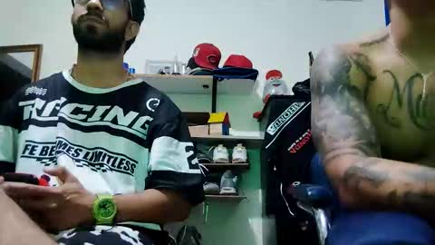 thehousedog online show from March 19, 3:43 am