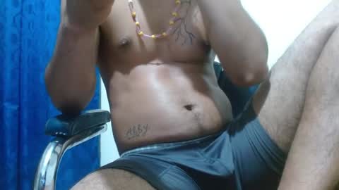 thehousedog online show from April 24, 2:14 am