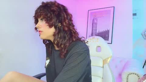 Snapshot of theia_moon_ chatting on January 13, 4:08 pm Theia online show from January 13, 4:08 pm