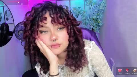 Snapshot of theia_moon_ chatting on September 9, 3:11 pm Theia online show from September 9, 3:11 pm