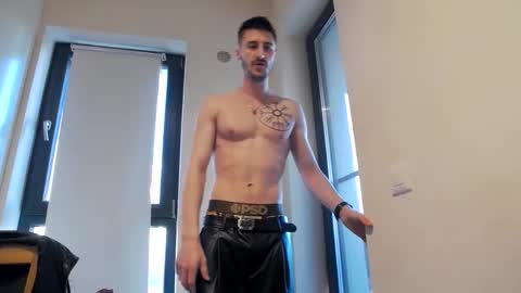 Snapshot of thejoker888 chatting on January 17, 8:34 am Master Joker online show from January 17, 8:34 am