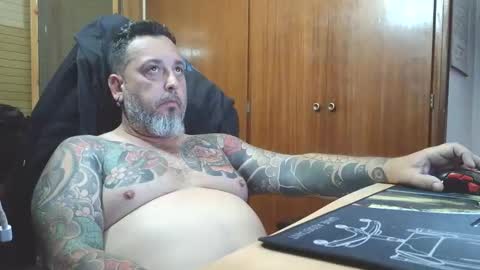 Snapshot of thekier chatting on December 20, 5:20 pm thekier online show from December 20, 5:20 pm