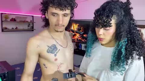 theking11220 online show from February 10, 10:30 am