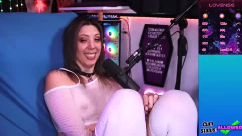 Snapshot of thekittengirlnix chatting on September 23, 2:36 am Nix online show from September 23, 2:36 am