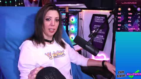 Snapshot of thekittengirlnix chatting on September 25, 2:15 am Nix online show from September 25, 2:15 am