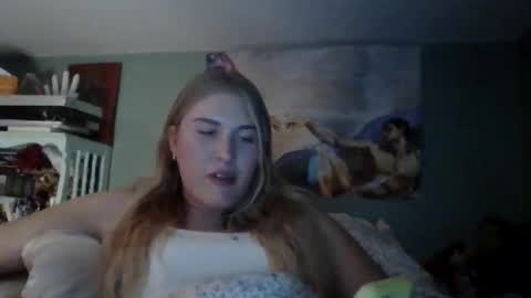 Little Bambii online show from November 26, 2:01 am