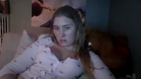 Little Bambii online show from February 27, 2:44 am