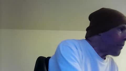 theman18951pa online show from March 21, 2:05 am