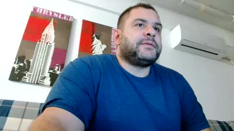 Snapshot of themastercomander chatting on January 7, 1:17 am Big Alpha Daddy Master online show from January 7, 1:17 am