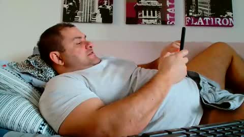 Snapshot of themastercomander chatting on January 15, 12:15 pm Big Alpha Daddy Master online show from January 15, 12:15 pm