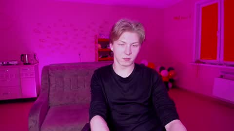 Sever online show from February 4, 8:28 pm