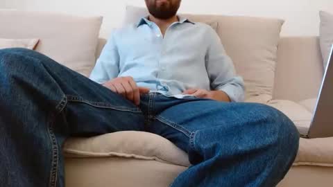 TheMonarchGoat online show from April 18, 4:22 pm