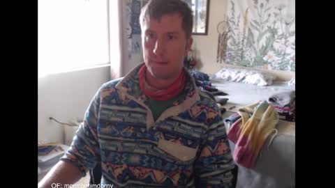 Snapshot of themormonman chatting on November 21, 9:57 pm Daisy and Tim online show from November 21, 9:57 pm