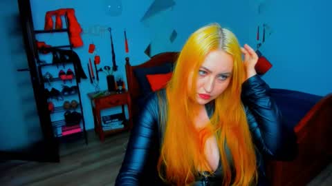 thenaughtygf online show from January 6, 10:56 pm