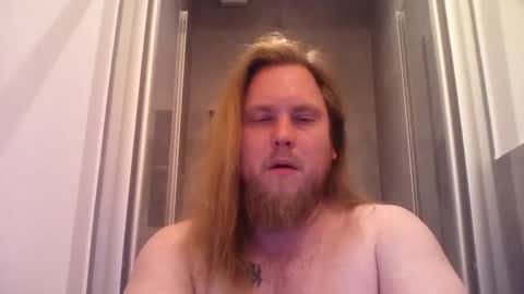 thenewdude1992 online show from November 8, 8:07 pm