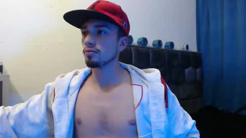 Theo online show from November 5, 8:36 am