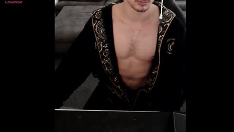 Snapshot of theofficialsissysimpboi chatting on October 14, 3:40 am SlutBoi420 online show from October 14, 3:40 am