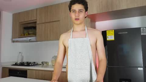 Snapshot of theohawke_ chatting on February 15, 2:58 am THEO- MATEO online show from February 15, 2:58 am