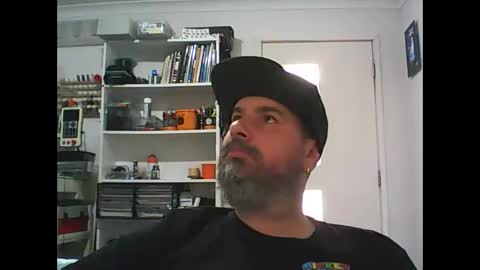 aussiebeard online show from March 31, 2:13 am