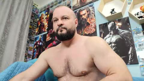 Snapshot of thephenomone chatting on November 10, 6:23 am Chris online show from November 10, 6:23 am