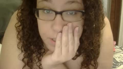 Snapshot of theplayfulbbw chatting on October 25, 5:08 pm Amelia online show from October 25, 5:08 pm