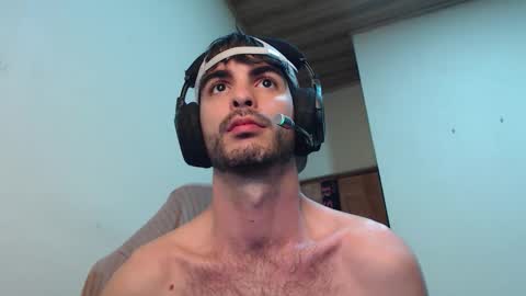 Santiago Enrique online show from November 18, 6:07 am