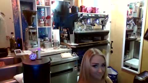 Snapshot of therealbabygofficial chatting on February 4, 1:48 pm therealbabygofficial online show from February 4, 1:48 pm