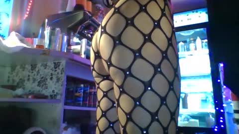 Snapshot of therealbabygofficial chatting on November 25, 3:23 pm therealbabygofficial online show from November 25, 3:23 pm