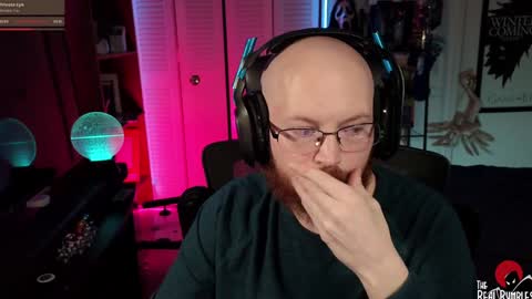 Snapshot of therealbumbles chatting on December 3, 2:58 am Bumbles or B online show from December 3, 2:58 am